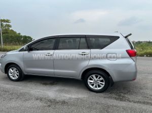 Xe Toyota Innova 2.0E 2017