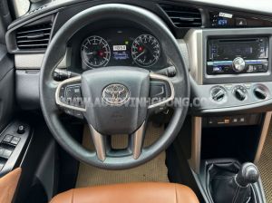 Xe Toyota Innova 2.0E 2017