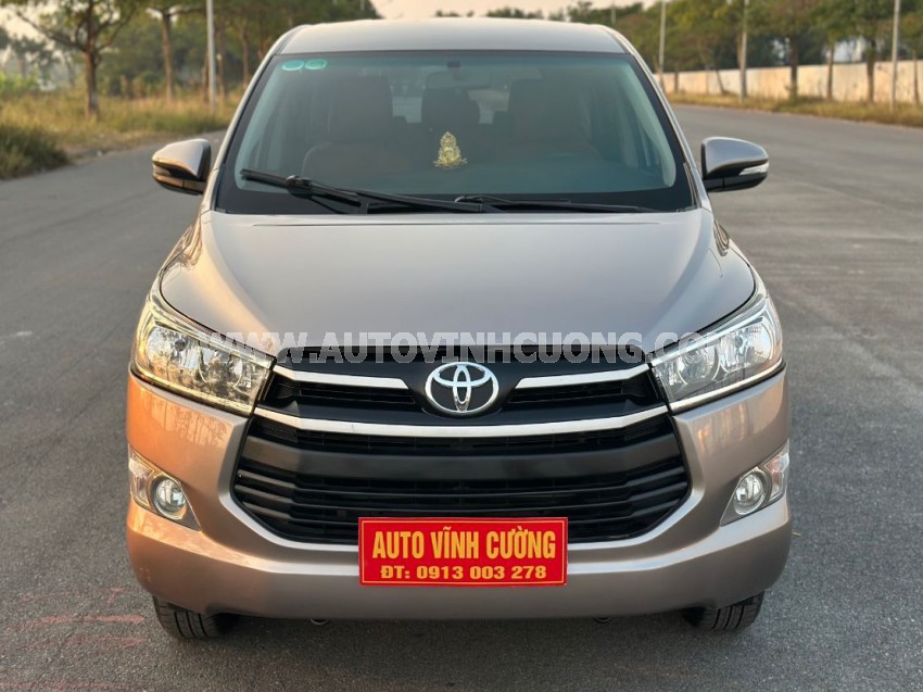 Toyota Innova 2.0E 2018