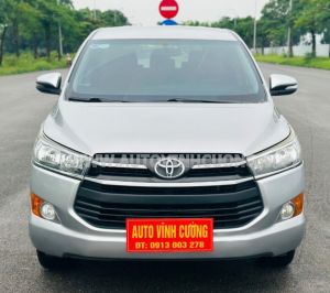Toyota Innova 2.0E