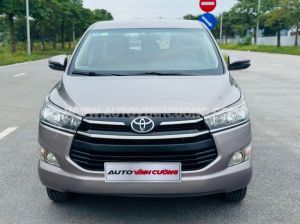 Toyota Innova 2.0E