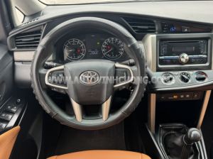 Xe Toyota Innova 2.0E 2018