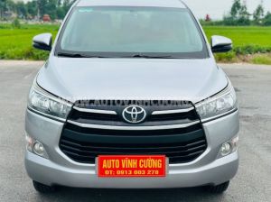 Toyota Innova 2.0E