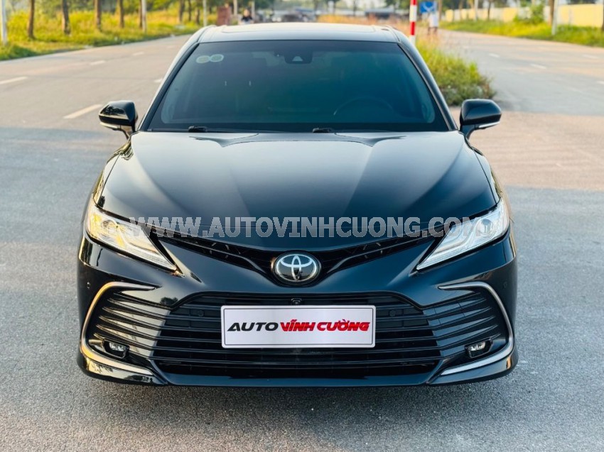 Toyota Camry 2.5Q 2022