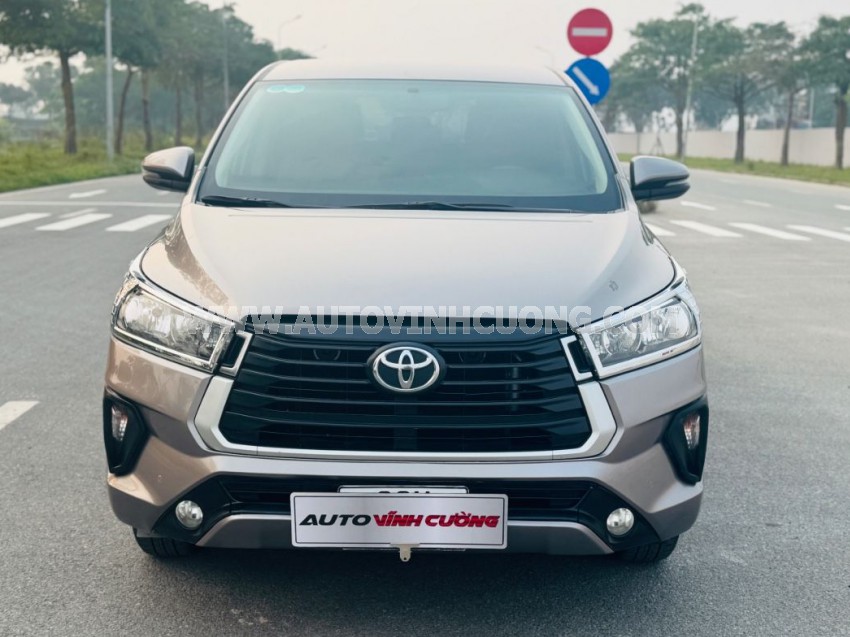 Toyota Innova E 2.0 MT 2021