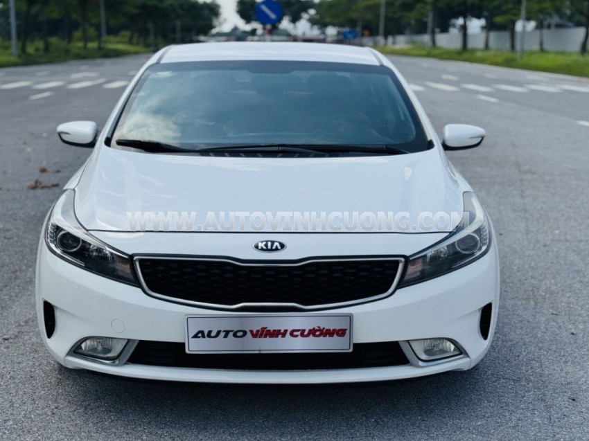 Xe Kia Cerato 1.6 MT 2018