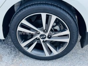 Xe Kia Cerato 1.6 MT 2018