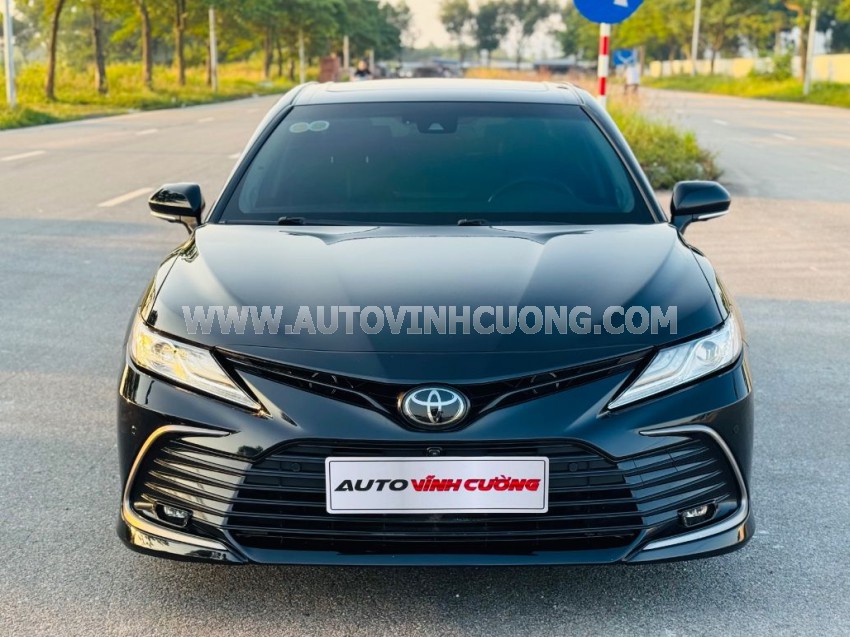 Toyota Camry 2.5Q 2022