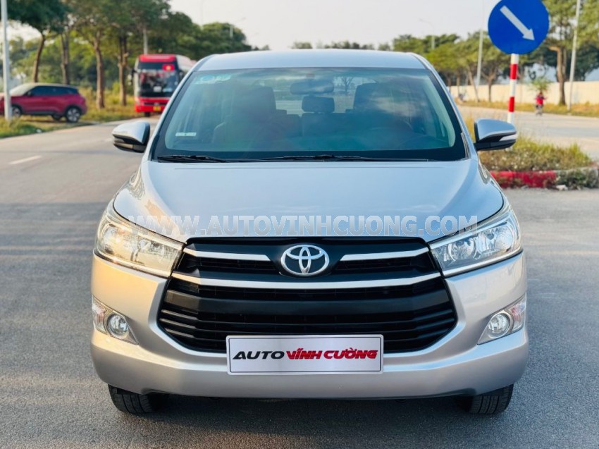 Xe Toyota Innova 2.0E 2018