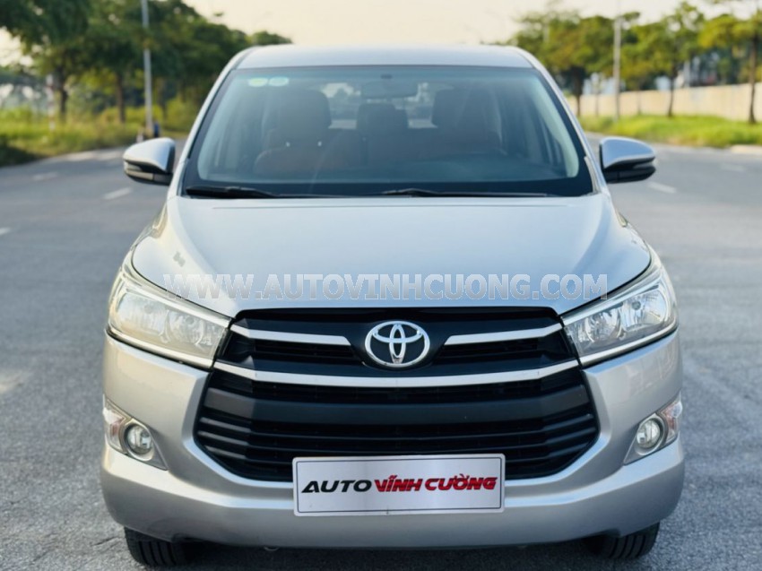 Toyota Innova 2.0E 2018